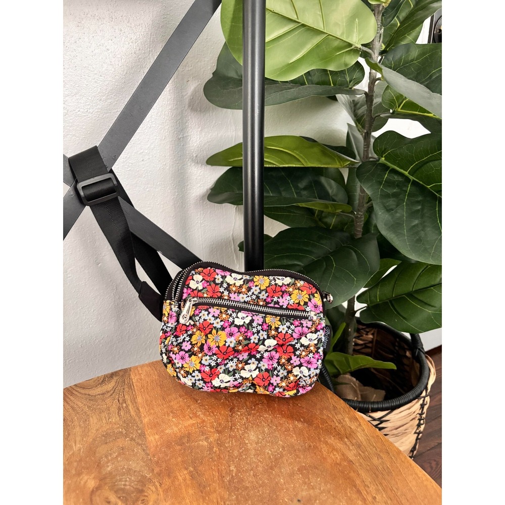 BRIGHTON Painted Poppies Belt Bag/Crossbody Sling Floral Print ** NWOT **